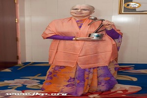 n her message, Tripathi said it was heartening to know that the efforts of her trust to educate girls of rural areas was getting nationwide recognition.(Twitter) n her message, Tripathi said it was heartening to know that the efforts of her trust to educate girls of rural areas was getting nationwide recognition.(Twitter)