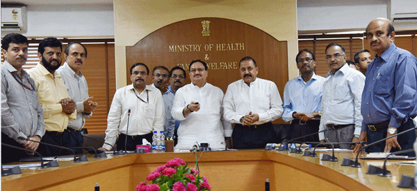 Union Health Minister inaugurates three AMRIT outlets Union Health Minister inaugurates three AMRIT outlets
