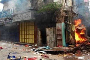 Incidents of vandalisation and loot have also been reported in areas of Hathua Market, Sahebgabj and Khanua. (PTI) Incidents of vandalisation and loot have also been reported in areas of Hathua Market, Sahebgabj and Khanua. (PTI)