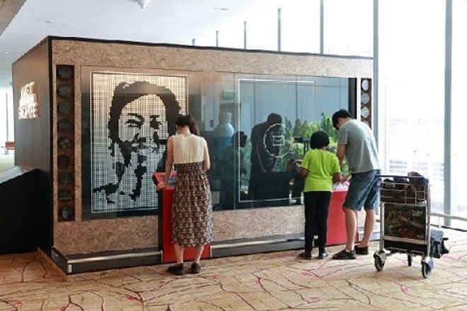 Singpore Airport introduces interactive art to showcase offerings Singpore Airport introduces interactive art to showcase offerings