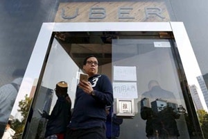 On the day the Didi deal was announced earlier this month, Uber board member Bill Gurley said Uber's rivals in other markets had a slim chance of splitting the market with the dominant player, just as Uber struggled to erode Didi's share in China. (Source: Reuters)
