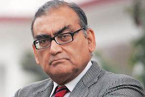 Katju however challenged MNS to come and fight with him rather than the helpless artists. (PTI)