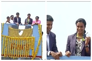 Earlier today, P V Sindhu travelled through an open bus parade as she waved to the crowd gathered to acknowledge their support. Earlier today, P V Sindhu travelled through an open bus parade as she waved to the crowd gathered to acknowledge their support.