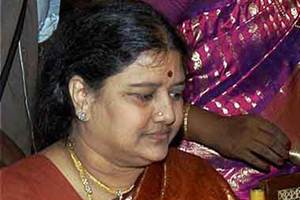AIADMK's Thambi Durai requested Sasikala Natarajan to take charge of chief minister of Tamil Nadu. (PTI)