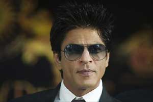 Shah Rukh on Thursday shared a photograph of himself and captioned it: "Cold night shoot in Amsterdam. Girls send me a hug for warmth. Boys courier me a pure leather jacket." (Reuters)