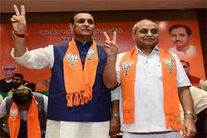 Gujarat: Vijay Rupani sworn-in as CM, to head a revamped Cabinet with 8 ‘Patel’ faces