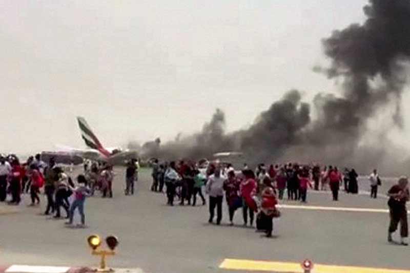 Emirates crash landing, Emirates crash landing effect, emirates crash, emirates crash landing, emirates crash in dubai, emirates plane crash in dubai, emirates airlines crash in dubai, emirates airline crash, emirates crash history, emirates airlines india, emirates airlines dubai, emirates india, emirates india to dubai, emirates flight, emirates flight tracking, emirates flight booking, aviation disaster, aviation disaster in dubai, Boeing, boeing plane crash, Boeing 777-300, Boeing 777-300 crash, boeing 777 300 emirates