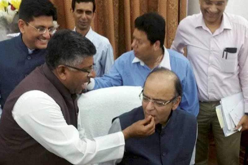 gst bill, gst bill passed, gst bill passed in rajya sabha, gst bill passed in rajya sabha or not, gst bill news, gst bill india, gst bill benefits, gst bill india news, P Chidambaram, p chidambaram gst bill, arun jaitley, arun jaitley gst bill,