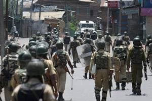 pakistani spy, jammu and kashmir police, kashmir police, pakistani spy suspended, kashmir unrest, kashmir news, pakistan news, burhan wani, kashmir unrest news, kashmir unrest update, india news, breaking news, india pakistan, india pakistan kashmir, kashmir controversy, kashmir, kashmir deaths, burhan wani death, kashmir protests, kashmir stone pelting, stone pelting, kashmir victims, kashmir pellet gun victims, peelet victims, pellets, pellet guns, hizbul mujahideen