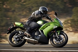 Technically, the more affordable Ninja 650 will remain same. It will continue to be powered by a 649cc, liquid-cooled, twin-cylinder, engine producing 70 bhp of power and 64 Nm of torque, coupled with a 6-speed transmission. The Kawasaki Ninja 650 is locally assembled in India.