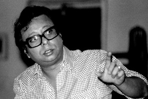 The book also includes tributes and anecdotes shared by the likes of Amitabh Bachchan, Rishi Kapoor, late Rajesh Khanna, Lata Mangeshkar, Asha Bhosle, A R Rahman, among several others who were associated with Burman. (Source: IE) The book also includes tributes and anecdotes shared by the likes of Amitabh Bachchan, Rishi Kapoor, late Rajesh Khanna, Lata Mangeshkar, Asha Bhosle, A R Rahman, among several others who were associated with Burman. (Source: IE)