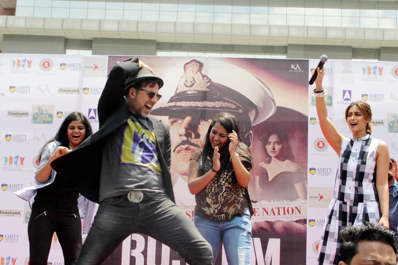 Rustom, Rustom box office, Akshay Kumar, Rustom box office collection, Rustom box office collection prediction, ileana dcruz, esha gupta, Akshay kumar rustom, Rustom opening day collection, Rustom first day collection, Rustom collection, Rustom movie collection, Rustom opening day box office collection, Rustom Movie, Entertainment News