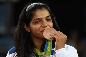 Sakshi Malik, sakshi malik rewards, PV sindhu, rio 2016, olympics medals, olympics medals India, kuldeep malik, sakshi malik coach, salman khan