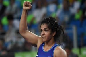 Before the start of the Olympics, Sakshi's state government of Haryana had announced Rs 6 crore for Olympics gold medallist, Rs 4 crore for silver and Rs 2.5 crore for bronze winners. (PTI) Before the start of the Olympics, Sakshi's state government of Haryana had announced Rs 6 crore for Olympics gold medallist, Rs 4 crore for silver and Rs 2.5 crore for bronze winners. (PTI)