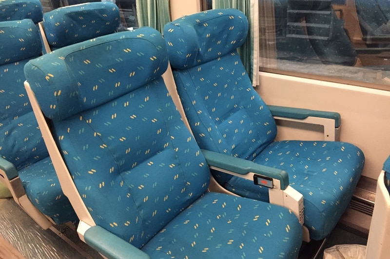 talgo, talgo train photos, talgo train images, talgo train interior, talgo train seats, talgo train cafeteria