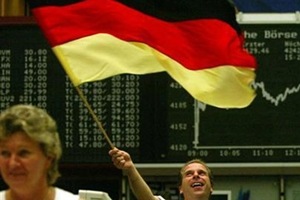 While the Social Democrats (SPD) and Merkel's Christian Democratic Party (CDU) emerged from the Berlin election as the two strongest parties, both lost support to parties further to the left and right, meaning they won't be able to continue a coalition government. (Source: Reuters) While the Social Democrats (SPD) and Merkel's Christian Democratic Party (CDU) emerged from the Berlin election as the two strongest parties, both lost support to parties further to the left and right, meaning they won't be able to continue a coalition government. (Source: Reuters)