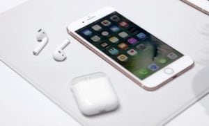 iphone 7 qualcomm, iphone 7 intel, iphone 7 qualcomm intel, apple iphone, iphone 7, apple iphone 7, iphone 7 problems, iphone 7 slower, iphone 7 slow, iphone news, apple news, tech news