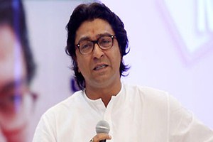 ex army marshal, manmohan bahadur, ae dil hai mushkil, raj thackeray, ae dil hai mushkil release, ae dil hai mushkil release mns, ae dil hai mushkil release maharashtra, ae dil hai mushkil teaser, ae dil hai mushkil trailer, ae dil hai mushkil poster, ae dil hai mushkil frist look, ae dil hai mushkil movie, Aishwarya Rai Bachchan, fawad khan, Ranbir Kapoor, Anushka Sharma, Karan Johar, Ranbir Kapoor ae dil hai mushkil trailer, Karan Johar ae dil hai mushkil, ae dil hai mushkil release date, fawad khan ae dil hai mushkil