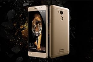 A successor in Coolpad Note series, the 5.5 inch, 4G-enabled device will be available on Amazon via open sale from October 18. (Image Source: Twitter)