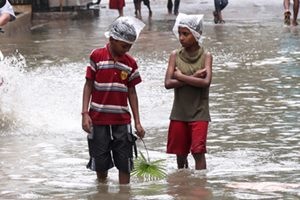 hyderabd rain, telangana rain, andhra pradesh rain, heavy rain in hyderabad, heavy rain in andhra pradesh, heavy rain in guntur district, rain in andhra pradesh, rain in hyderabad, rain in telangana, rain in telangana today, andhra pradesh rain news, rain in andhra, hyderabd rain news, telangan rain news, rain in telangana today, hyderabad rain latest news, hyderabad news, telangana news, Andhra Pradesh News, India News