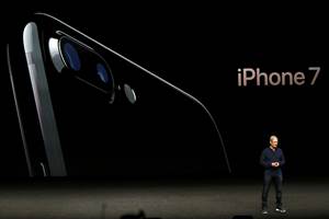 Apple expectation, apple iphone launch, iphone 7, Apple iPhone 7, iphone 7 launch, apple, iPhone 7 Plus, iphone 7 launch in india, apple watch, apple watch 2, apple watch price, apple watch price in india, Apple iPhone 7 Plus, iphone 7 specs, iPhone 7 Plus launch, iphone 7 price in india, apple smartwatch price, apple smartwatch price in india, apple smartwatch review, iphone 7 india, iphone 7 features, iphone 7 specifications, iPhone 7 Plus launch in india, iphone news, Apple watch, apple watch launch