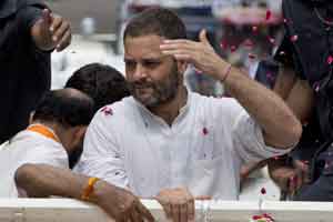 Rahul Gandhi, Sitapur, Rahul Gandhi Uttar Pradesh, Rahul Gandhi Sitapur, Rahul Gandhi shoe attack, Shoe rahul gandhi, Shoe attack on Rahul, Sitapur Rahul Gandhi, Uttar pradesh Rahul Gandhi, Uttar pradesh Rahul Gandhi Sitapur, Rahul Kisan rally, 27 saal UP behaal, Congress party, Rahul Sitapur rally, Rahul Sitapur, Rahul Uttar Pradesh, Congress Sitapur, Congress Uttar pradesh, Congress, Congress party, UP polls, UP polls 2017, UP elections 2017, UP assembly elections Rahul Gandhi, Sitapur, Rahul Gandhi Uttar Pradesh, Rahul Gandhi Sitapur, Rahul Gandhi shoe attack, Shoe rahul gandhi, Shoe attack on Rahul, Sitapur Rahul Gandhi, Uttar pradesh Rahul Gandhi, Uttar pradesh Rahul Gandhi Sitapur, Rahul Kisan rally, 27 saal UP behaal, Congress party, Rahul Sitapur rally, Rahul Sitapur, Rahul Uttar Pradesh, Congress Sitapur, Congress Uttar pradesh, Congress, Congress party, UP polls, UP polls 2017, UP elections 2017, UP assembly elections