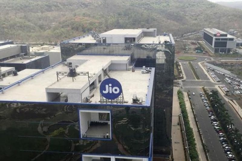 Reliance Jio, Reliance Jio SIM card, how to get Reliance Jio SIM card, Reliance Jio SIM card availability, where is Reliance Jio SIM card available, reliance jio sim card price online, reliance jio sim card buy online, reliance jio sim card plan, reliance jio sim card offer, Reliance Jio infocomm, Reliance Jio 4g plans, relaince store, reliance store location