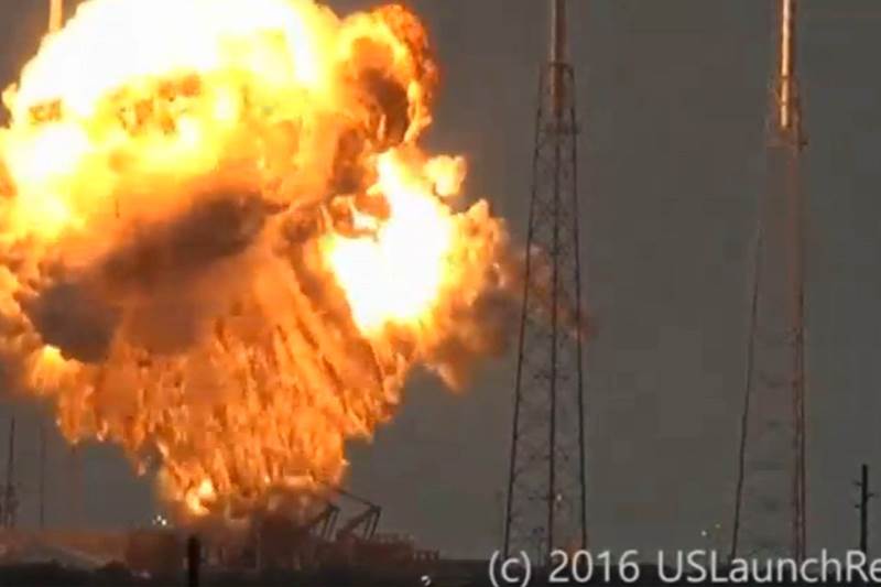 spacex falcon 9, spacex launch failure, spacex explosion, spacex falcon 9 landing, spacex falcon 9 explosion, spacex falcon 9 landing video, spacex falcon 9 rocket launch, spacex falcon 9 rocket crash