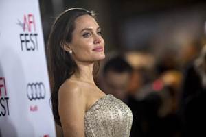 Angelina Jolie hires two more lawyers for divorce from Brad Pitt