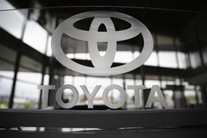 Toyota-Suzuki dalliance marks auto industry fight for survival Toyota-Suzuki dalliance marks auto industry fight for survival