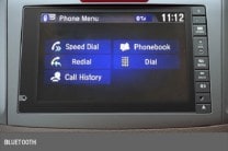  7-inch touchscreen audio on the 2.0 litre AT and 2.4 litre versions is easy to use 