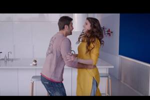 Ae Dil Hai Mushkil’ box office collections: Karan Johar’s latest Diwali release ‘Ae Dil Hai Mushkil’ has made a decent business of 9.20 cr approx on Sunday taking the movie's weekend collection to Rs 35.60. (Youtube grab) Ae Dil Hai Mushkil’ box office collections: Karan Johar’s latest Diwali release ‘Ae Dil Hai Mushkil’ has made a decent business of 9.20 cr approx on Sunday taking the movie's weekend collection to Rs 35.60. (Youtube grab)