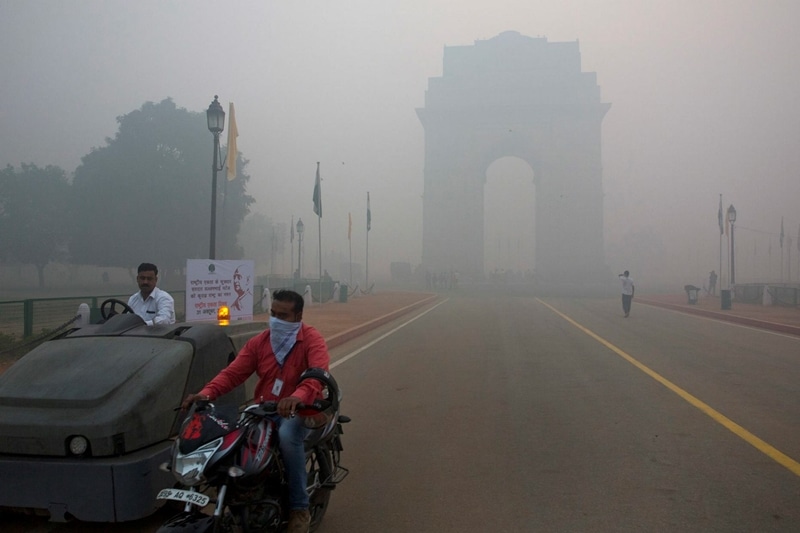 pollution in delhi, pollution level in delhi, pollution levels after diwali, pollution in delhi after diwali