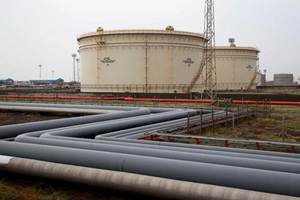 Ruia’s Essar Oil inks Rs 86,100 cr deal to sell 98% stake in flagship refinery to Rosneft, UCP and Trafigura