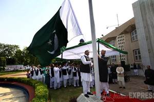 PAK officer arrested, PAK commission staff arrested, Abdul Basit’s staffer arrested, PAK envoy staffer arrested, Pakistan High Commission, Pakistan High Commission news, PAK High Commission, Pakistan, india, Pakistan HC, Pakistan higg commission, ISI, ISI spy agency, how isi spied in india, BSF, Delhi zoo, latest news, current news, financial express