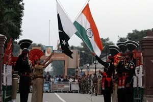 Observing that Pakistan tends to regard itself as "indispensable", an eminent South Asian expert has said that unless the rest of the world is willing to join India, Islamabad will only continue to "play games" with New Delhi. (PTI)