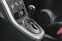  Dashboard mounted gear lever increases ease of driving 