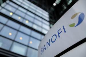 After receiving authorization in 11 countries, Sanofi Pasteur is still awaiting for approval from the government to launch its dengue vaccine Dengvaxia in India. (Reuters)