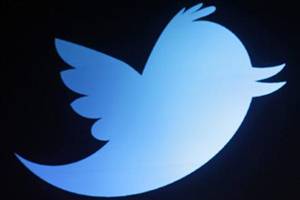 Twitter slashes staff by 9% with revenue under pressure