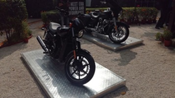 Harley-Davidson launches its 2017 range in India priced from Rs 4.91 lakh