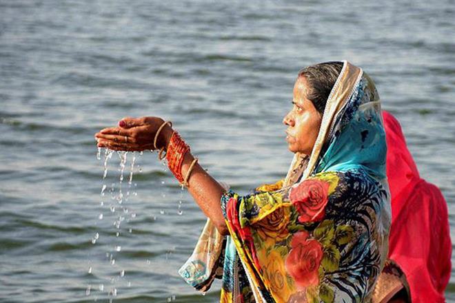 Chhath Puja 2017, Chhath Puja, Chhath Puja songs, Chhath Puja significance, Chhath Puja date, Chhath Puja celebration, Chhath Puja celebration in india