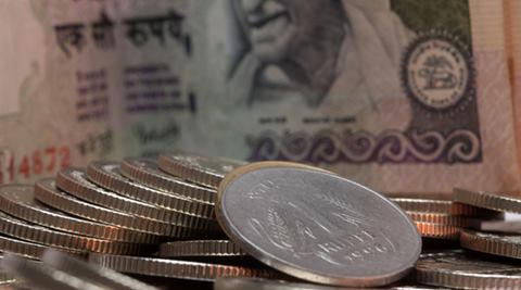 Rupee recovers 11 paise in early trade Rupee recovers 11 paise in early trade