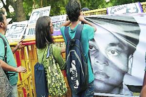 Missing JNU student: Section 144 imposed amid massive protest at Jantar Mantar, Najeeb Ahmed’s mother injured