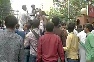 orop, manish sisodia, rml, rahul gandhi, ram manohar lohia hospital, orop suicide, orop politics, politics on orop, ram kishan grewal,, delhi