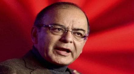 Demonetisation: Arun Jaitley dials Nitish Kumar, Naveen Patnaik, Chandrababu Naidu for cashless economy booster shot