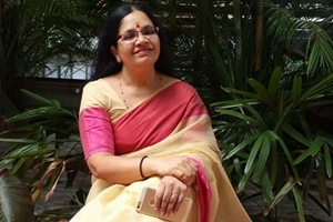 She also stated, "I feel deeply saddened by that the Chief Minister did not meet the victim. My only hope is that the case will be investigated with honesty." (Facebook)