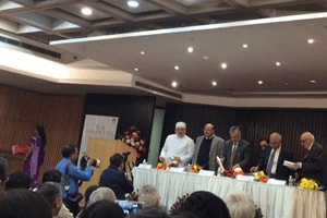Addressing the gathering, Justice BN Srikrishna traced the similarities and the minor differences between the Parsi prayers and Rig Vedic prayers.