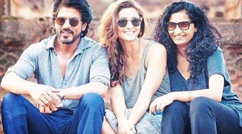 dear zindagi, alia bhatt, Dear Zindagi box office, Dear Zindagi collections, Dear Zindagi celebrity movie reviews, Dear Zindagi audience review, Dear Zindagi reactions, shahrukh khan, alia bhatt, bollywood, entertainment news, Dear Zindagi songs, Shahrukh, Shahrukh Alia, SRK, review, dear zindagi review, top 5 things dear zindagi
