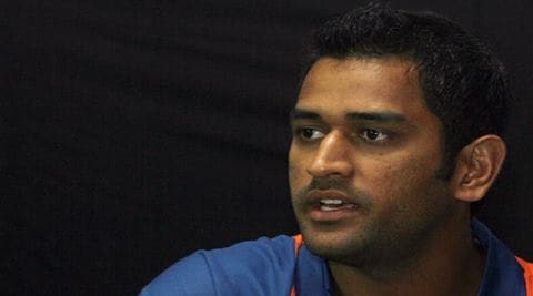 dhoni quit top twitter moments, dhoni steps down as captain, dhoni steps down as captain twitter reaction, twitter reaction dhoni, ms dhoni twitter reaction