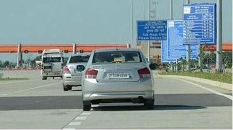 Agra Lucknow Expressway, Samajwadi Party, Akhilesh Yadav, Amitabh Kant, Niti Ayog